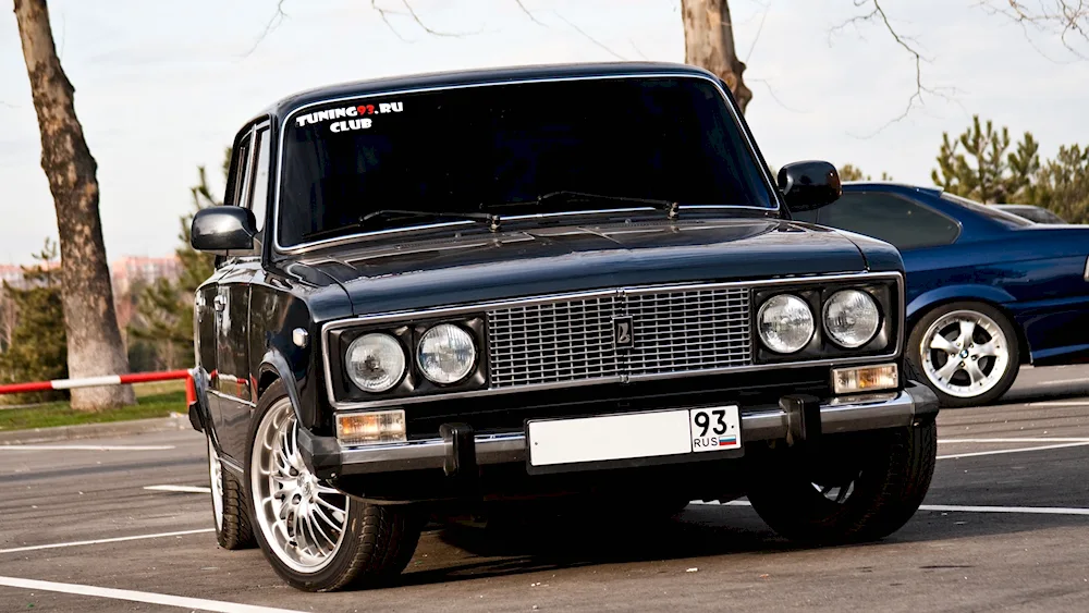 Six VAZ 2106