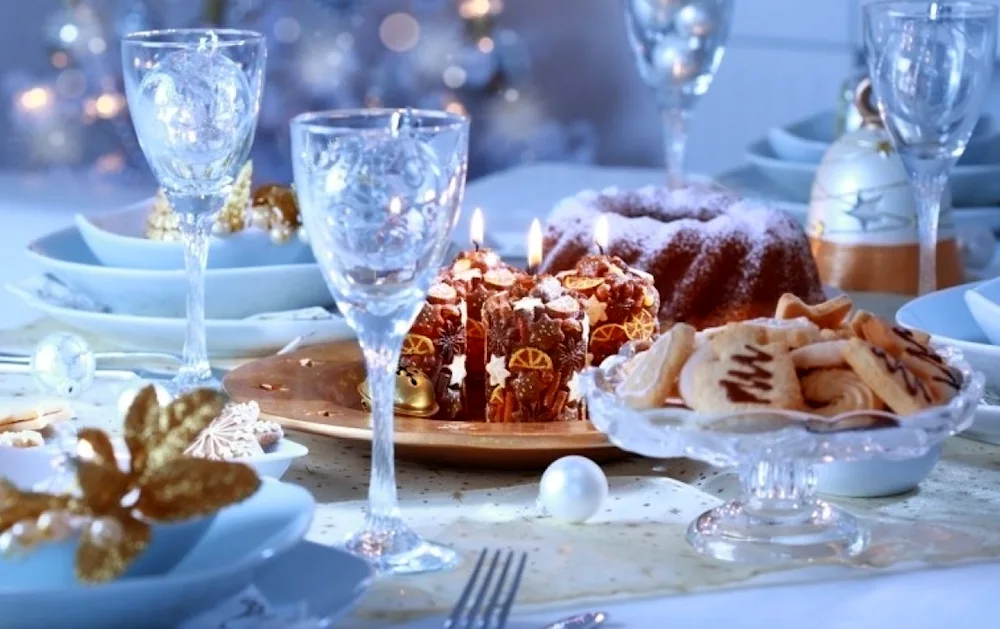 Gorgeous New Year's table
