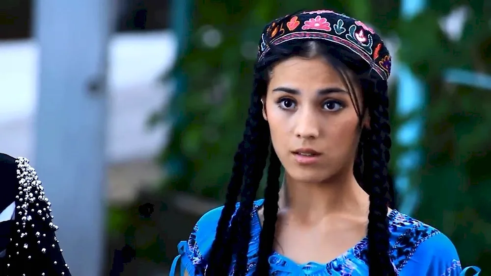 Manzura singer of Uzbekistan