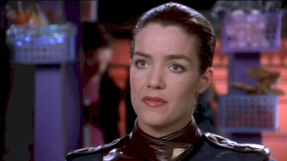 Claudia Christian