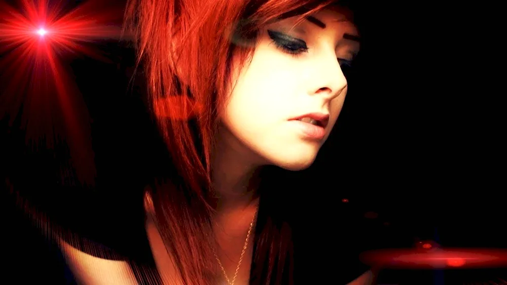 Carlet Taylor with red hair