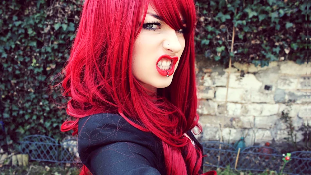 Carlet Taylor with red hair