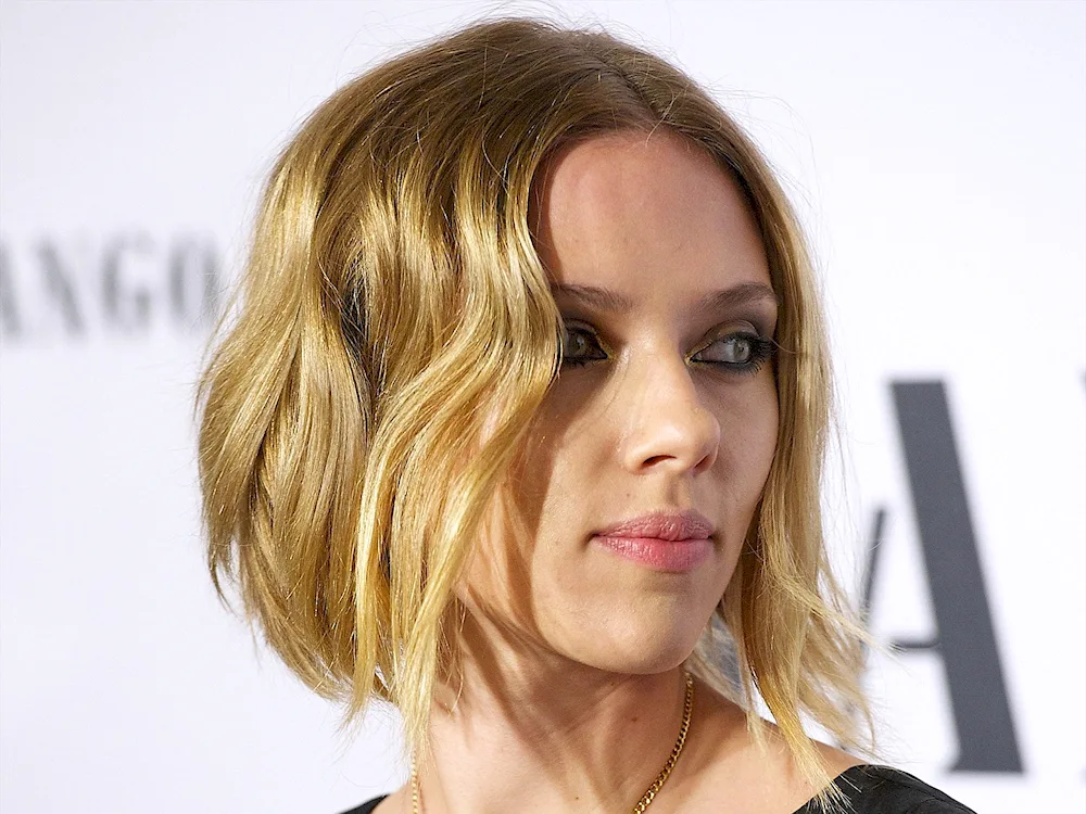 Scarlett Johansson carsten Stewart
