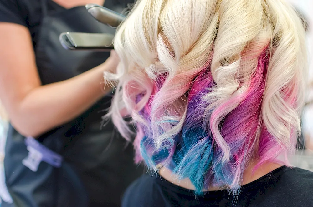 Hidden blonde hair colouring