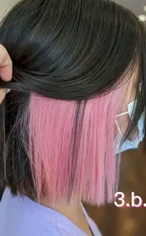 Hidden hair colouring on dark hair