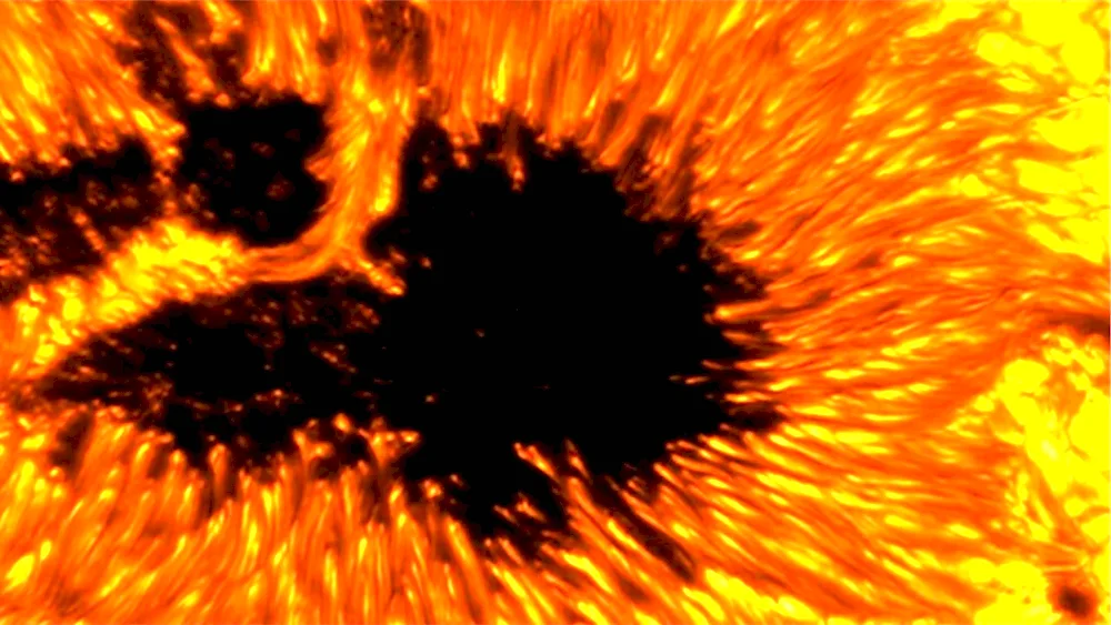 Sun through the Daniel k. Inouye Solar Telescope