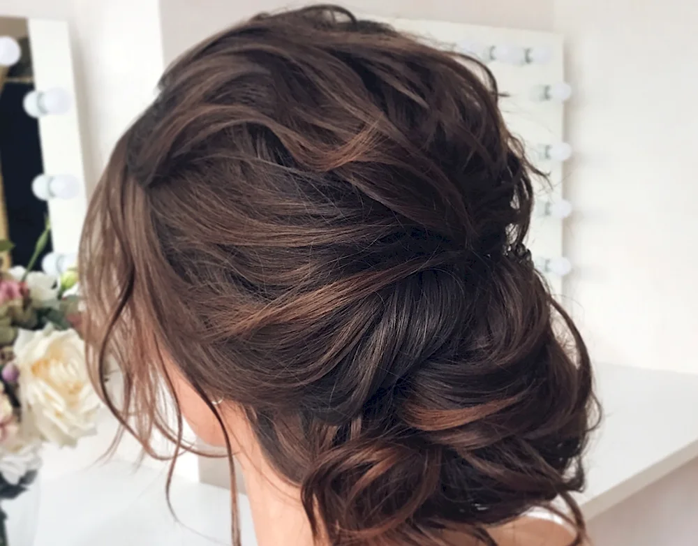 Sloppy bun