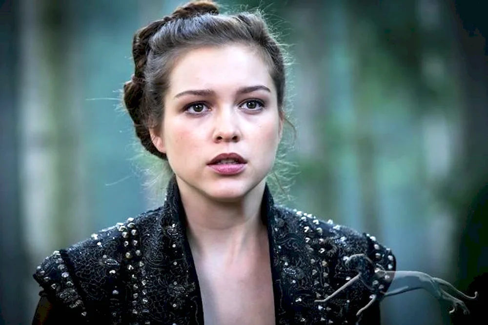 The Gypsy series with Sophie Cookson