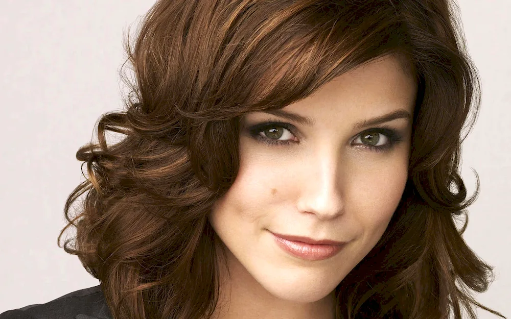 Sophia Bush