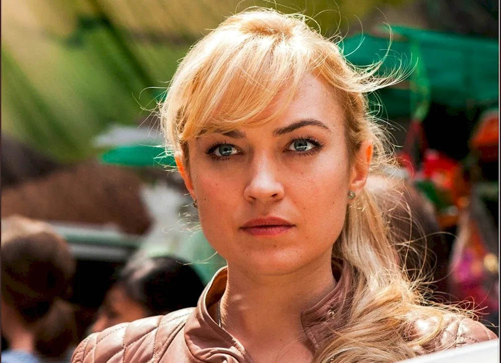 Sophia Myles Outlander