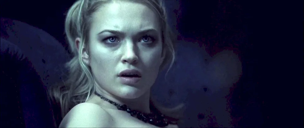 Sophia Myles Outlander