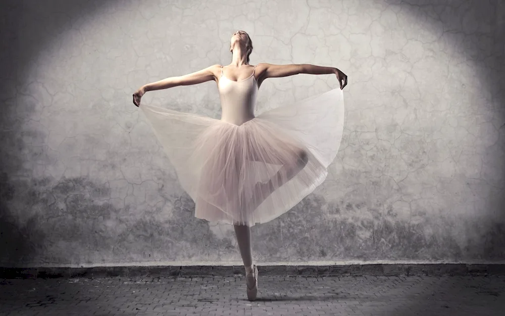 Ballerina Jumping