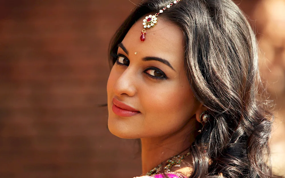 Sonakshi Sinha actresses of India