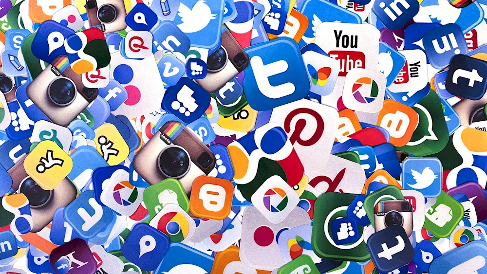 Social networks background