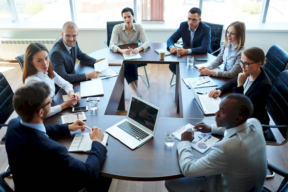 Beautiful office with people
