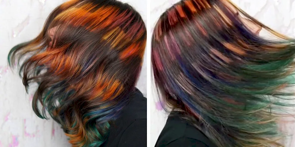 Hidden hair colouring on blonde hair