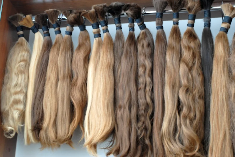 Slices for hair extensions