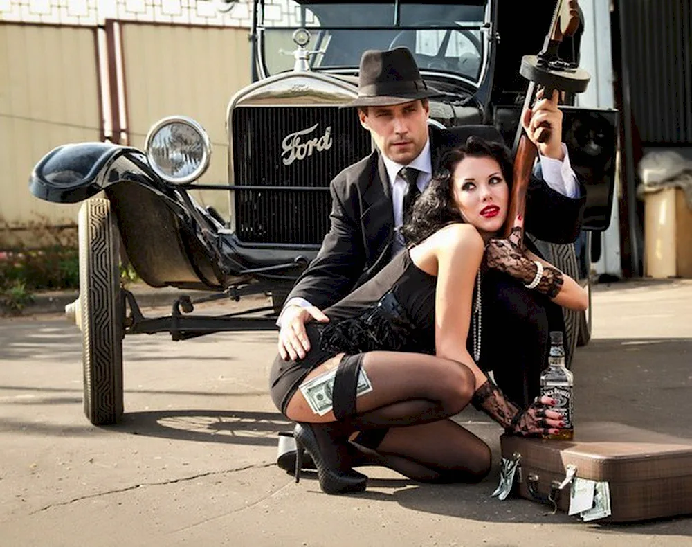 Mafia style Al Capone women