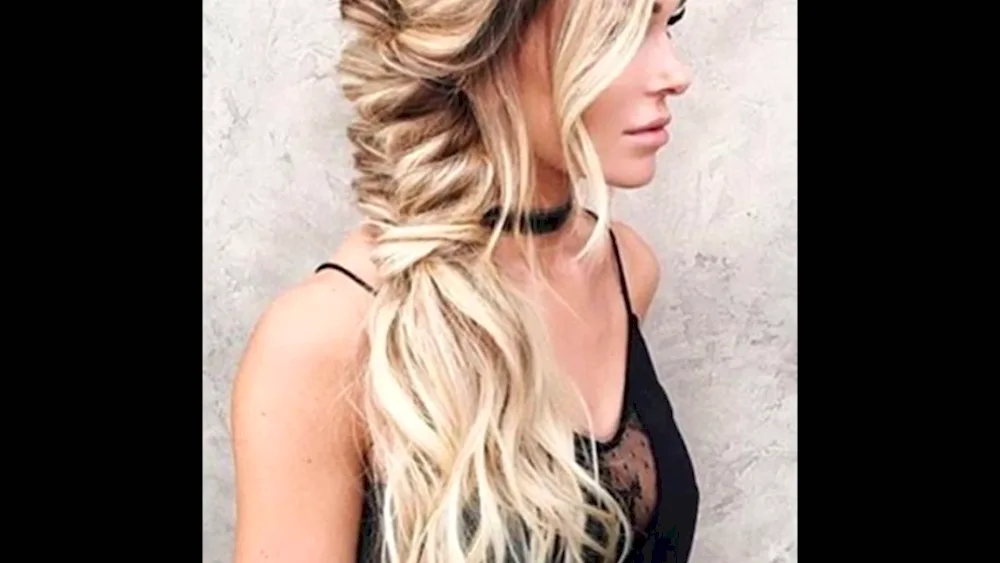 Stylish hairstyles for long hair