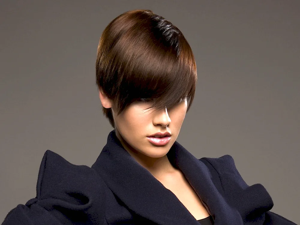 Stylish haircuts for women