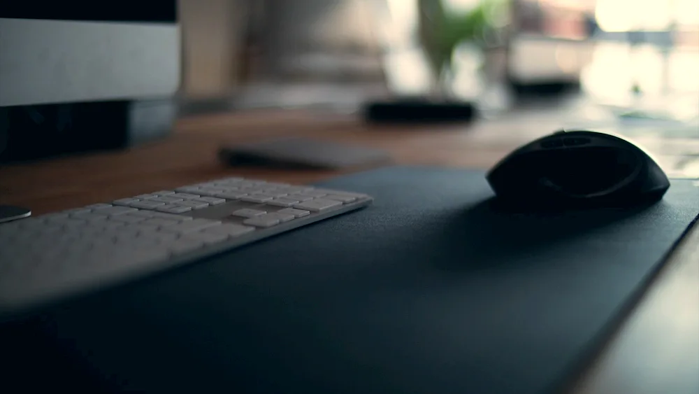 Laptop desk