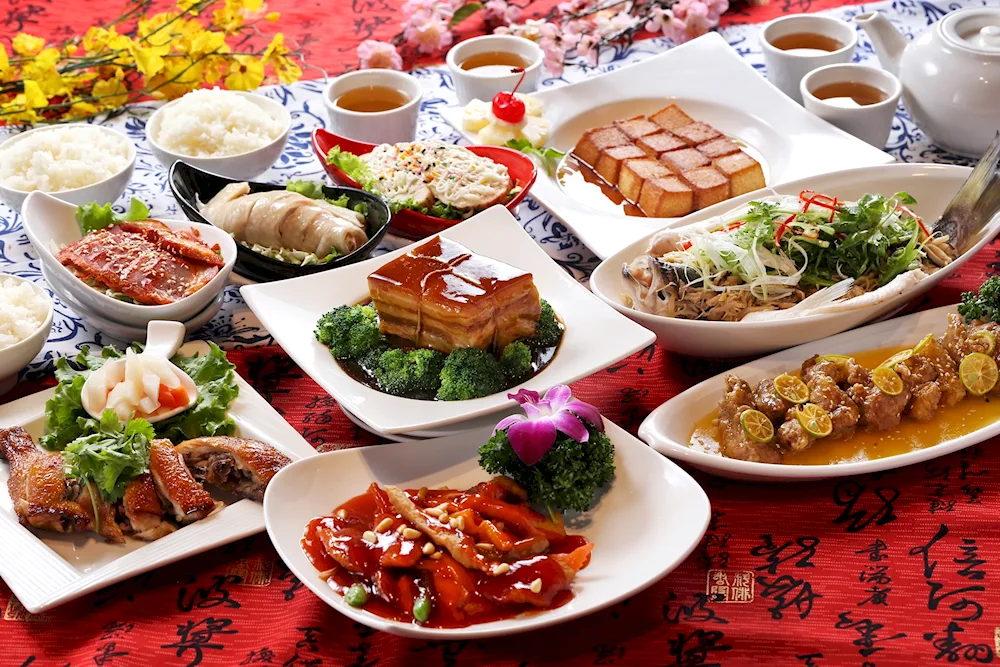 Beautiful food table with food