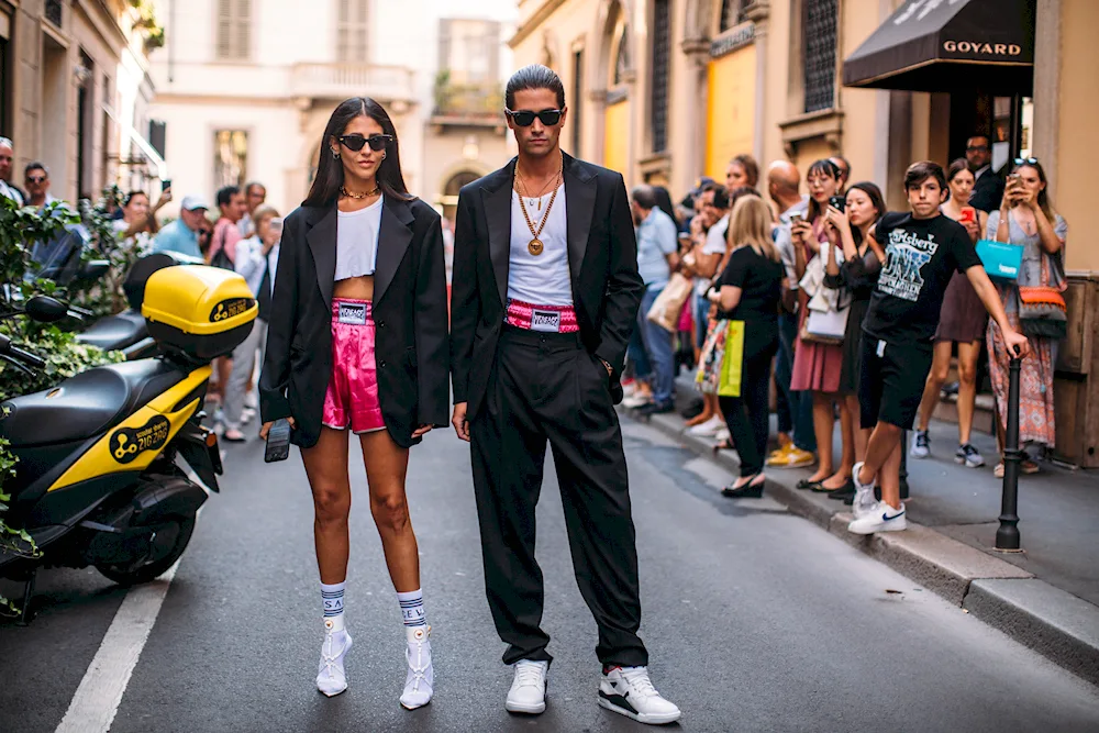 Street style 2022 in Milan