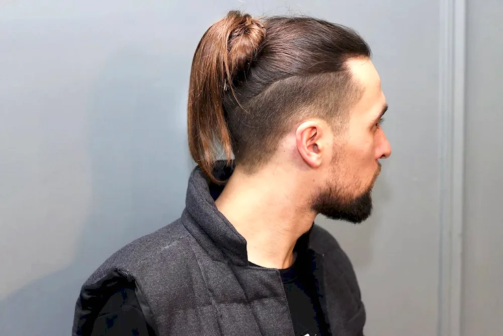 Andercat haircut Knot