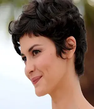 Bob Garson haircut for medium wavy hair