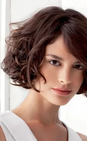 Curly hair bob haircut