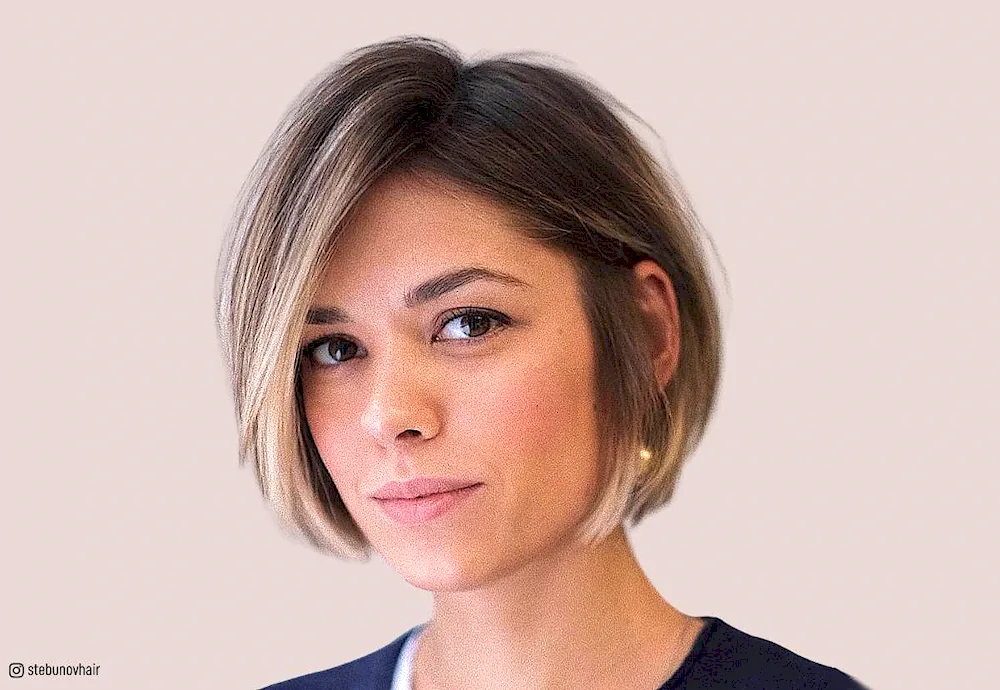 Chin-length wavy bob