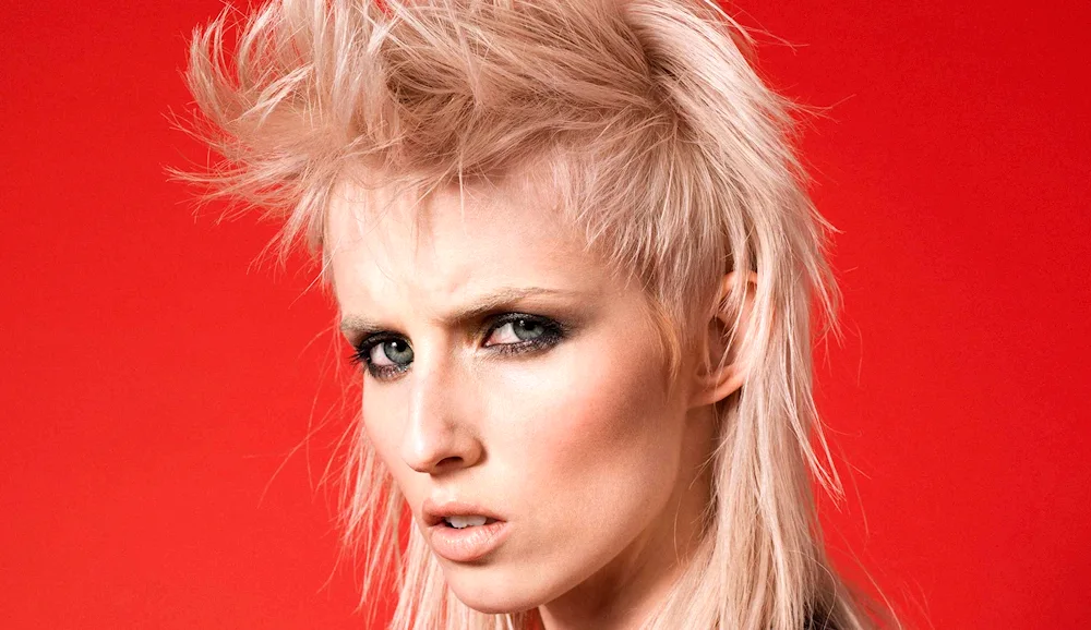 Gavroche Cascade Bob for medium hair