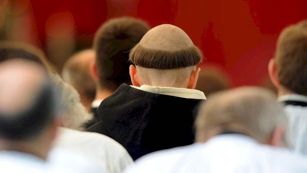 Monk tonzura haircut