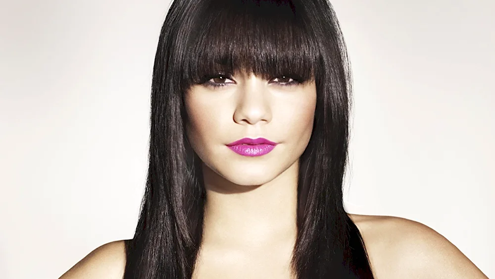 Long hair with fringes