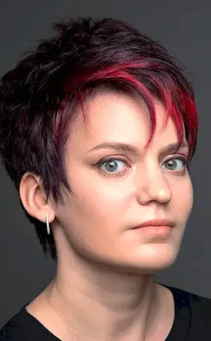 Demetrius Pixie haircut