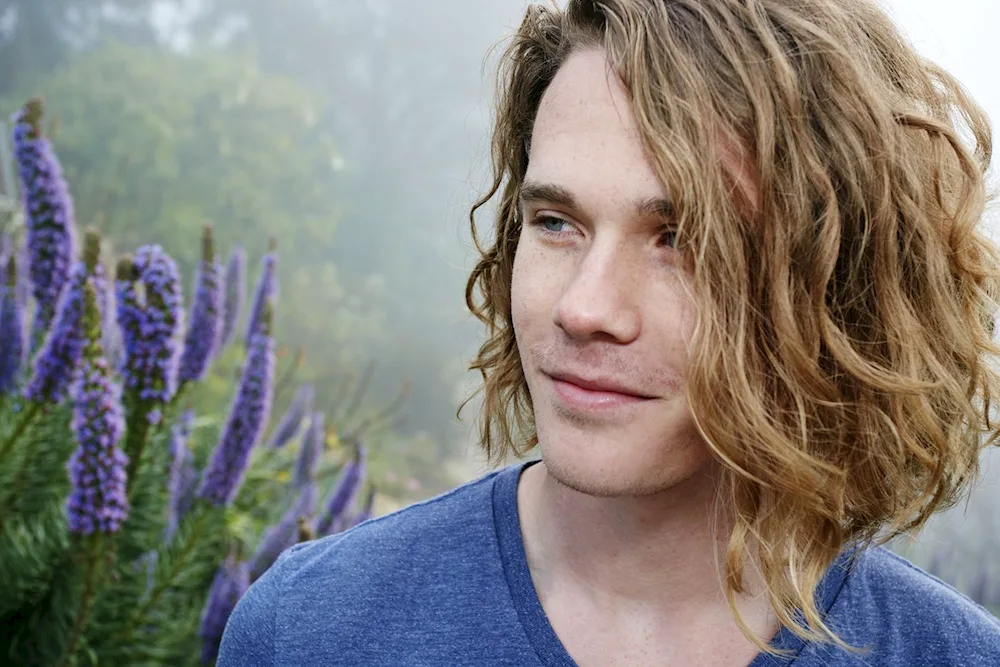 Surfer's haircut