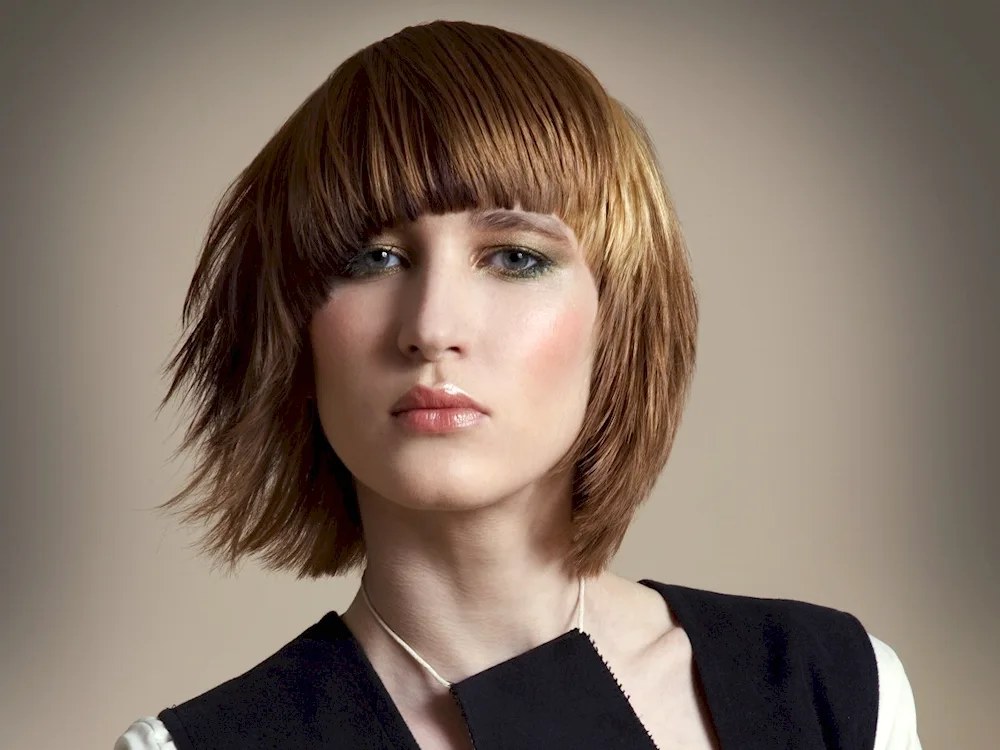 Bob bob haircut. asymmetry