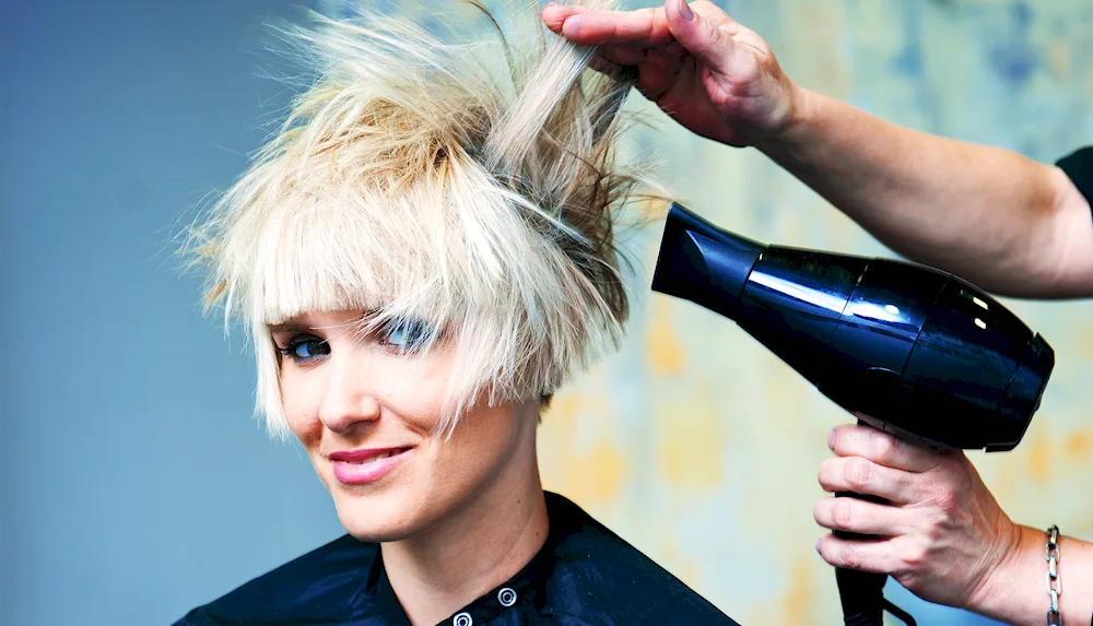 Irina Izborskaya haircut