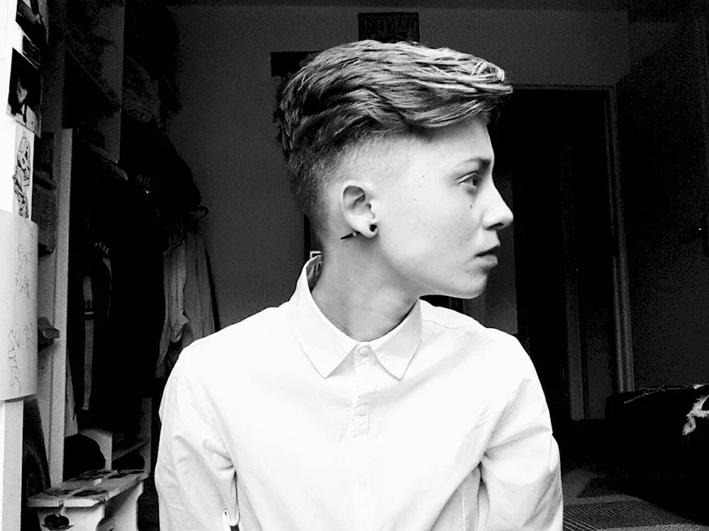 Tomboy haircut with shaved temples