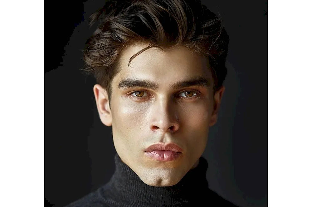 Voyage haircut for men