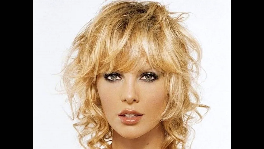 Haircut debut Cascade Bob
