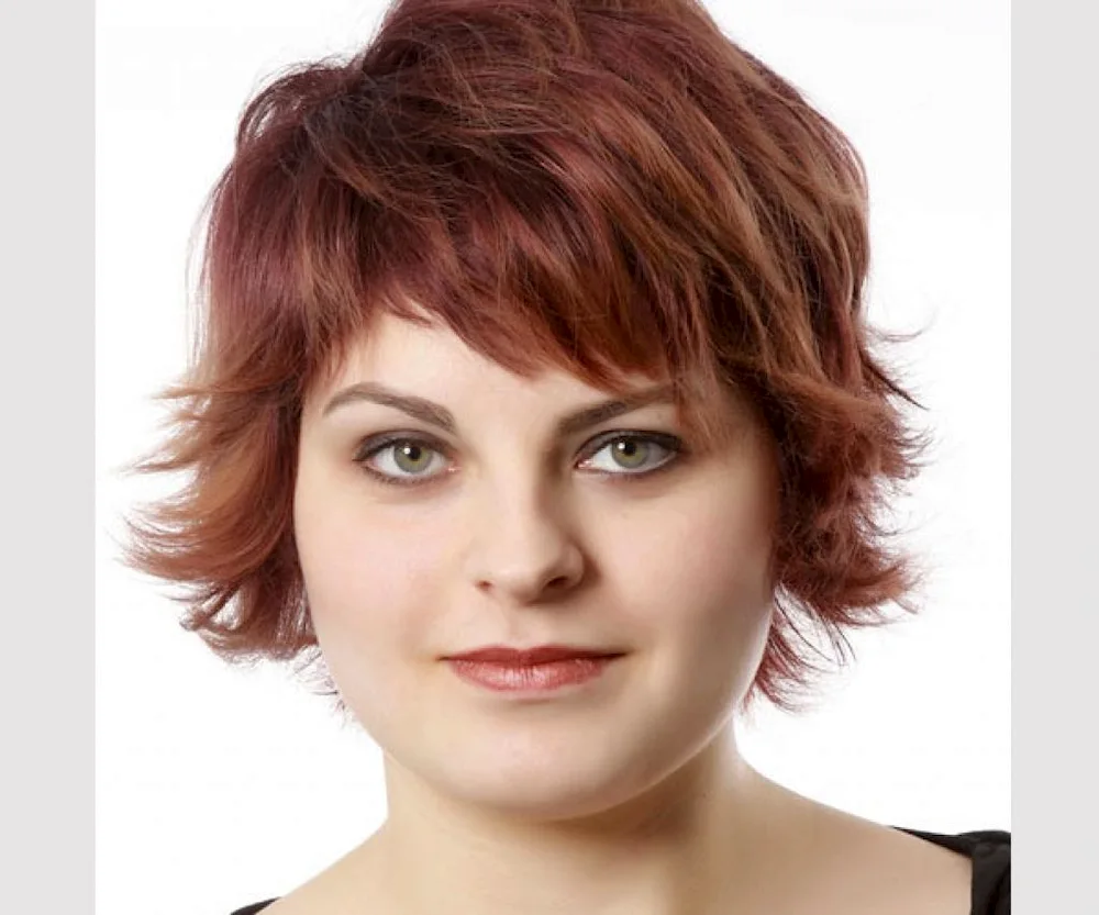Full Face Hairstyles for Full Women
