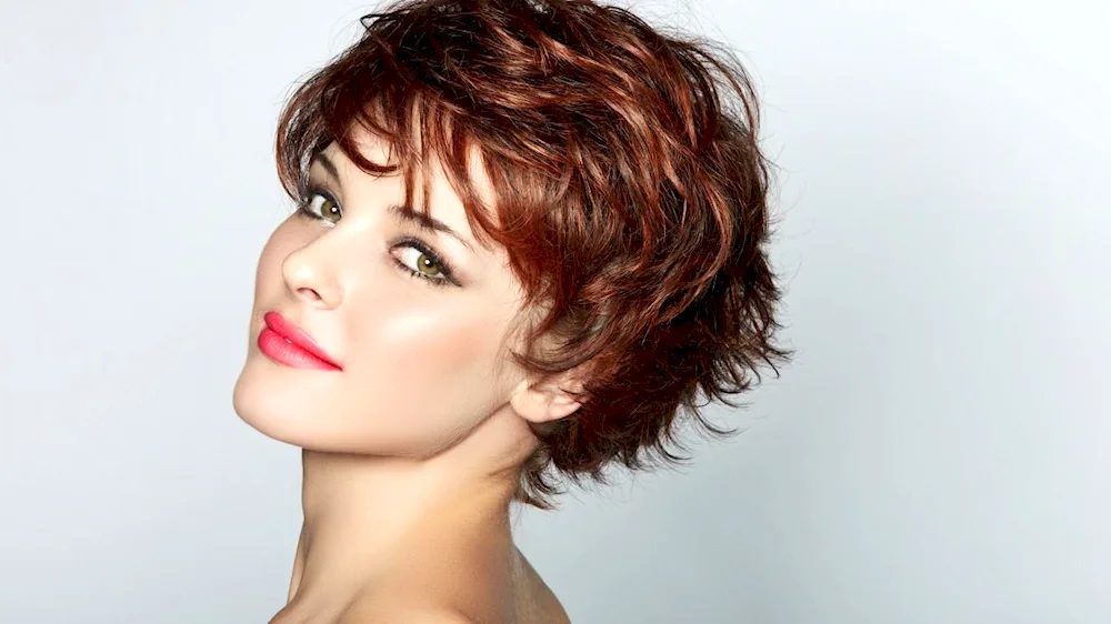 Garson Gavroche bob haircut