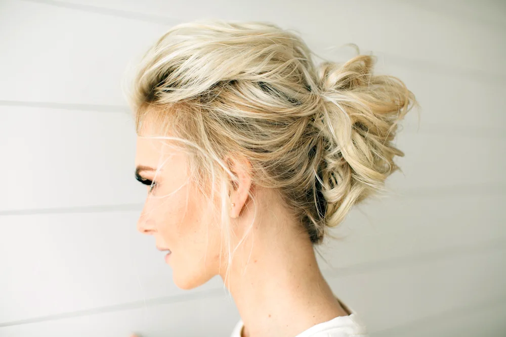 Wedding hairstyle casual bun hairstyle