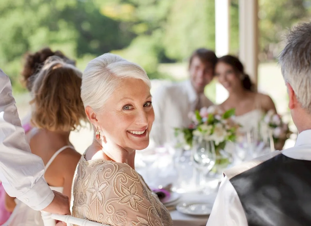 Wedding hairstyles for mother of the groom