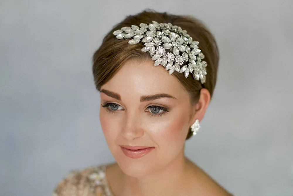 Wedding hairstyles for short hair