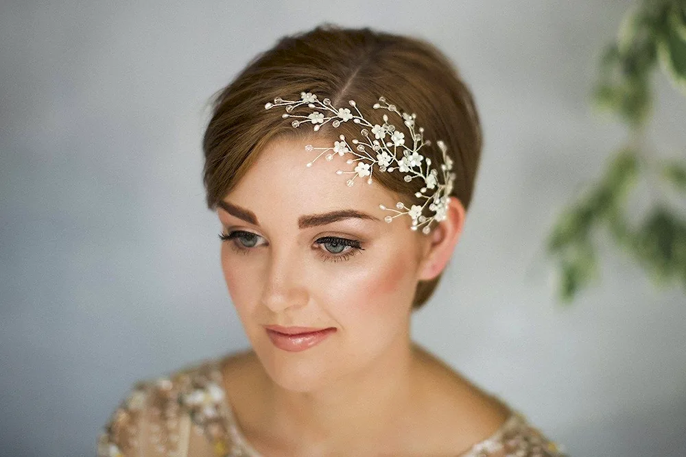 Wedding hairstyles for short hair