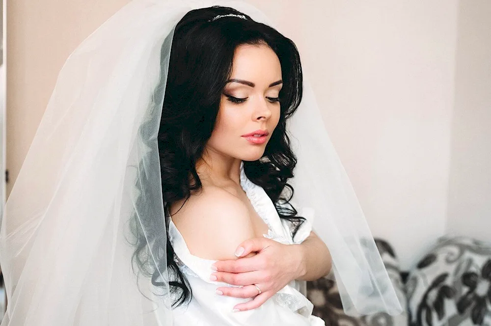 Wedding hairstyles with veil