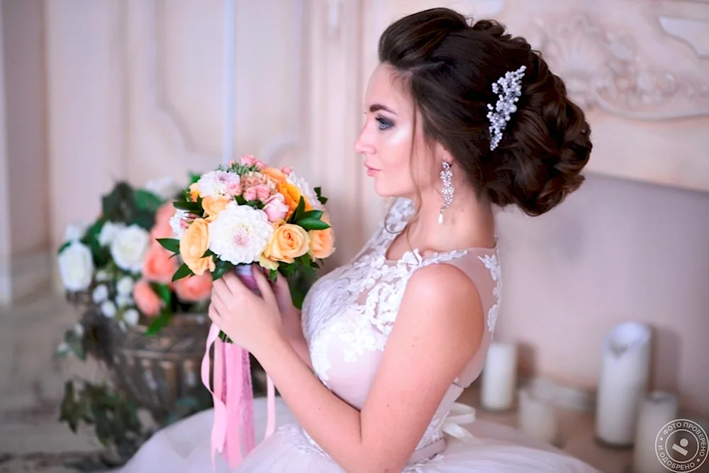 Wedding hairstyles with veil