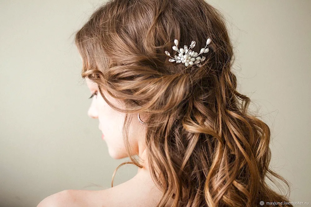 Wedding hairstyles with comb